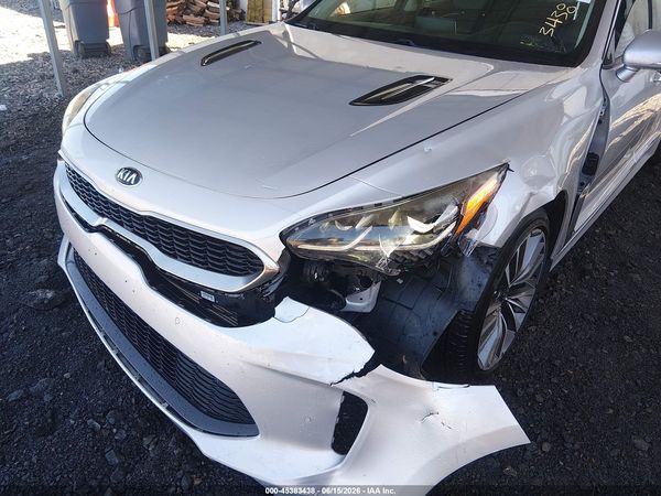 2018 KIA STINGER PREMIUM