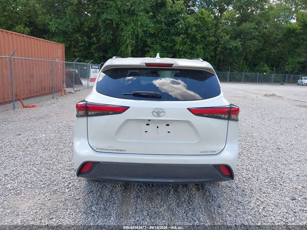 2022 TOYOTA HIGHLANDER LIMITED