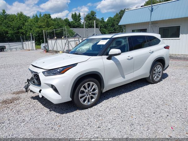 2022 TOYOTA HIGHLANDER LIMITED