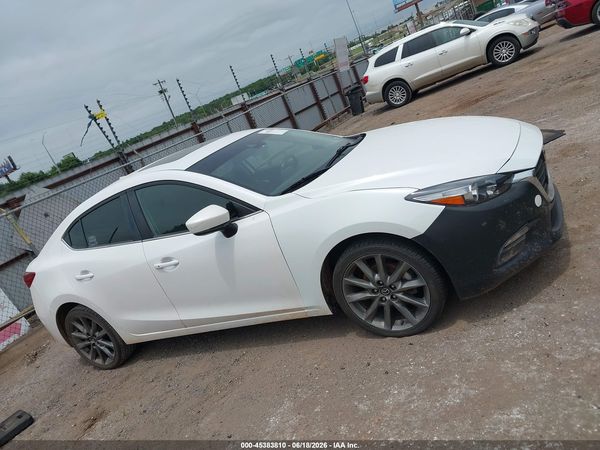 2018 MAZDA MAZDA3 TOURING