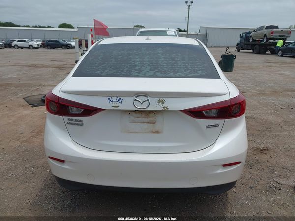 2018 MAZDA MAZDA3 TOURING