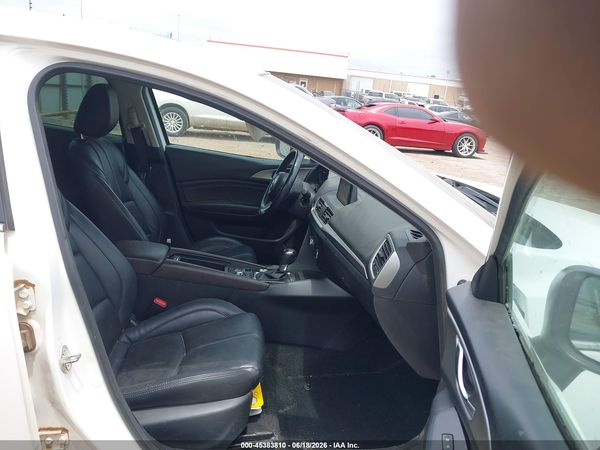 2018 MAZDA MAZDA3 TOURING
