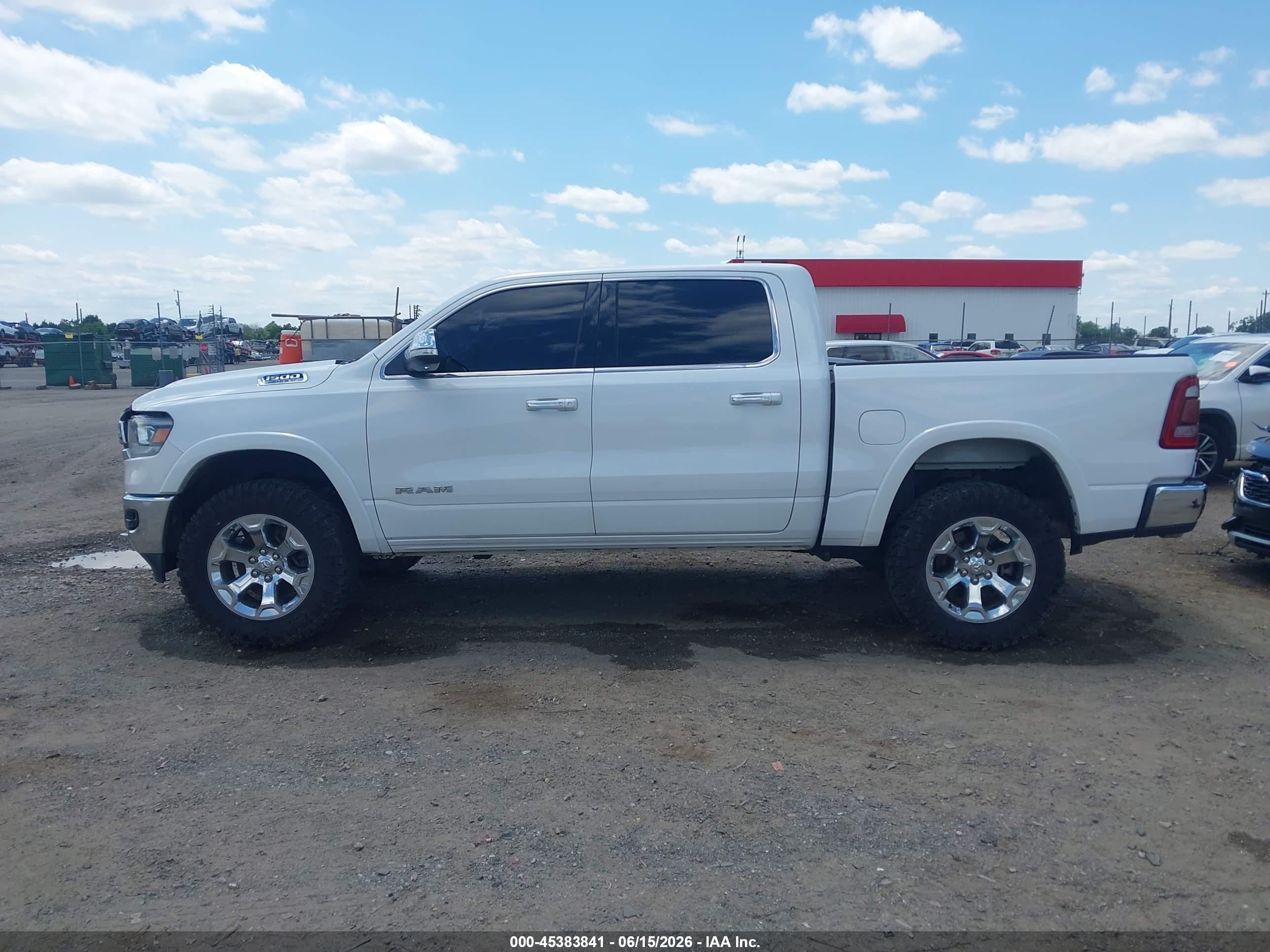 2019 RAM 1500 LARAMIE  4X4 5'7 BOX