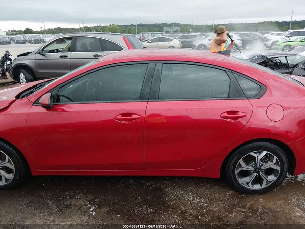 2019 KIA FORTE LXS