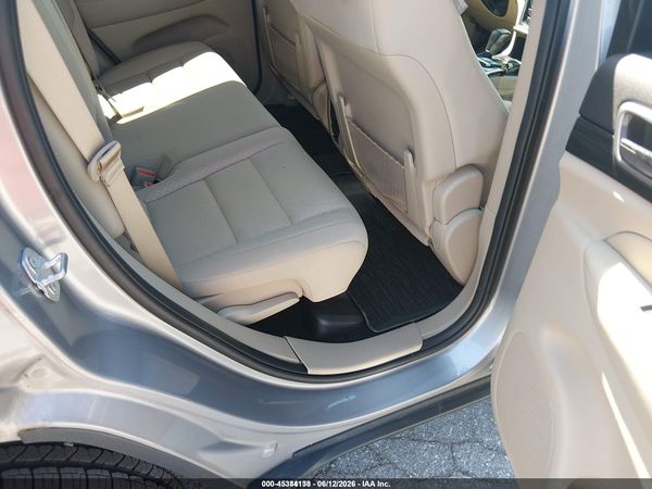 2019 JEEP GRAND CHEROKEE LAREDO E 4X4