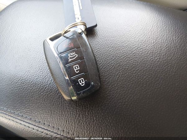 2017 HYUNDAI SANTA FE SE ULTIMATE