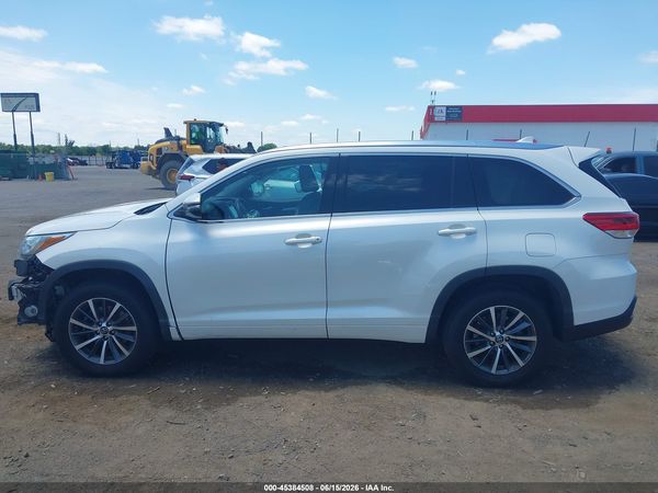 2018 TOYOTA HIGHLANDER XLE