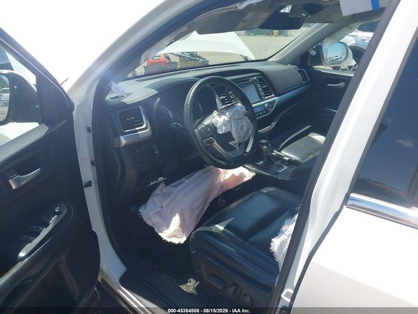 2018 TOYOTA HIGHLANDER XLE