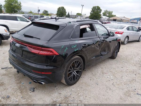 2020 AUDI SQ8