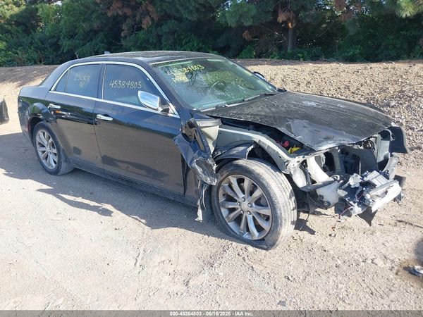 2018 CHRYSLER 300 LIMITED AWD — I1