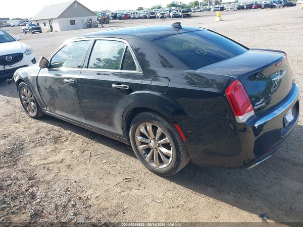2018 CHRYSLER 300 LIMITED AWD — I3