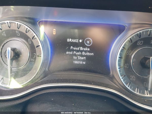 2018 CHRYSLER 300 LIMITED AWD — I7