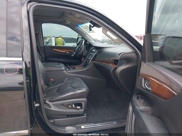 2016 CADILLAC ESCALADE ESV LUXURY COLLECTION