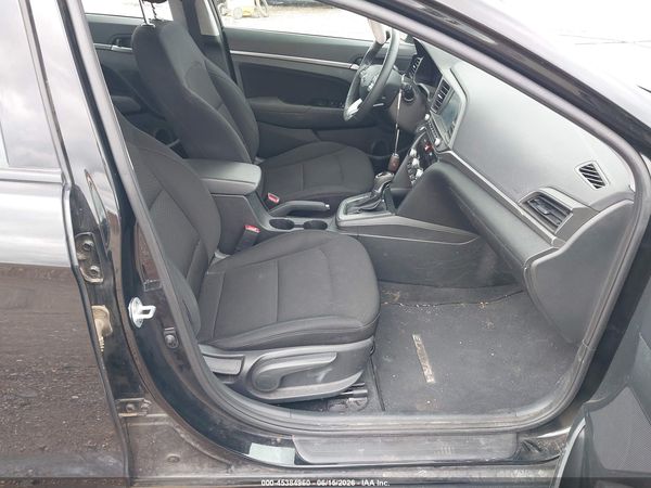 2019 HYUNDAI ELANTRA