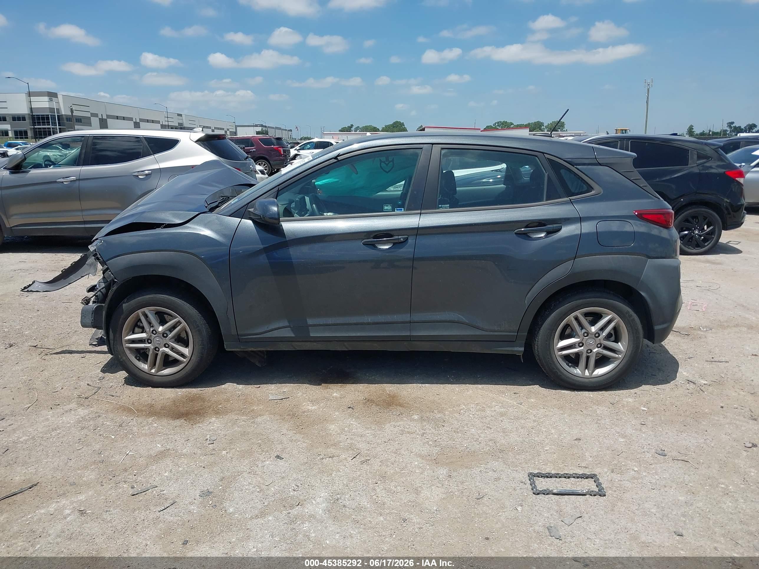 2021 HYUNDAI KONA SE