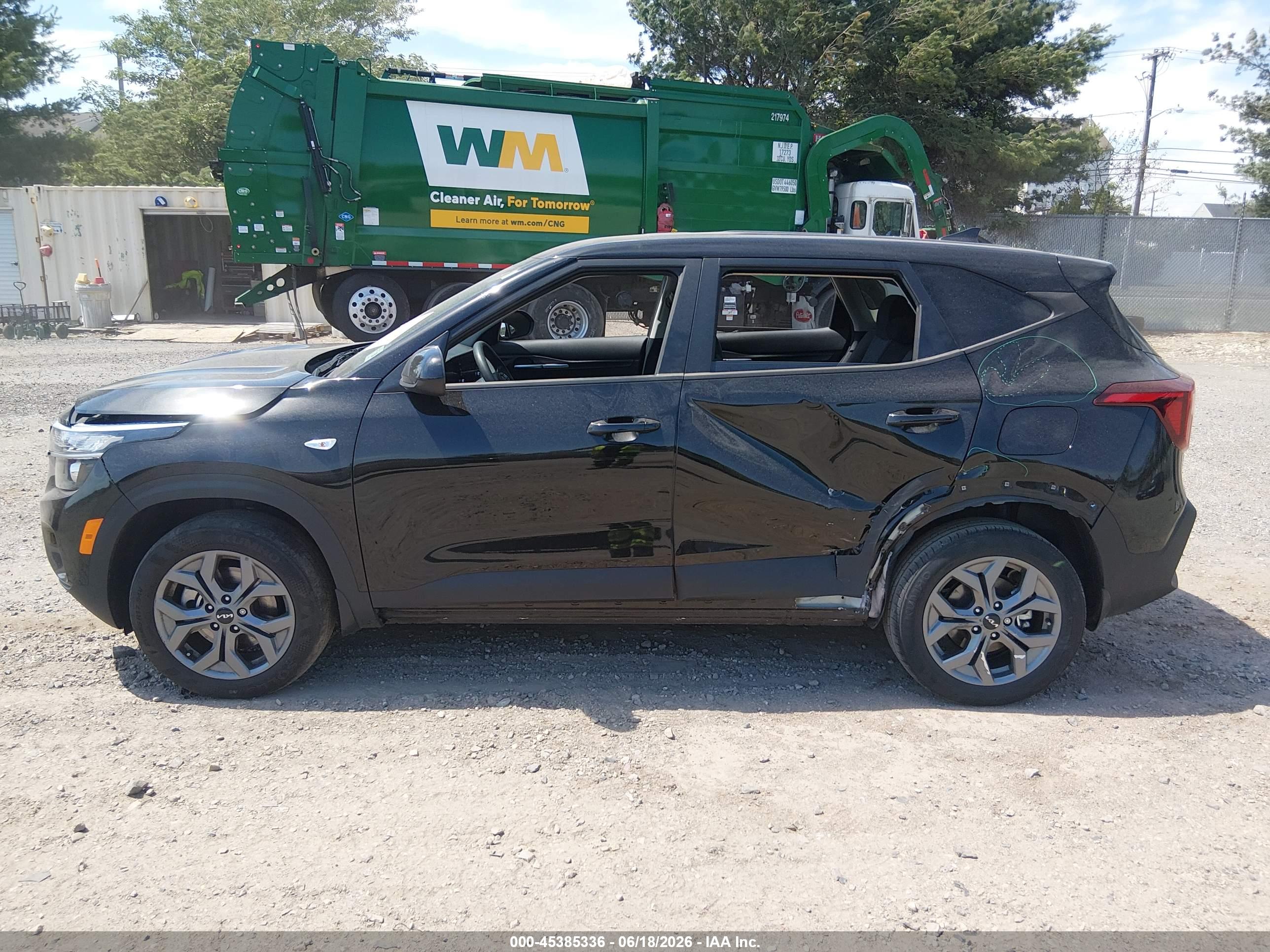 2025 KIA SELTOS LX