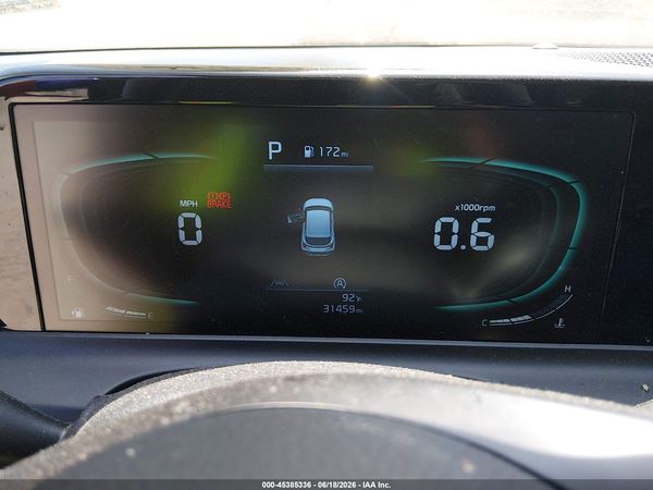 2025 KIA SELTOS LX