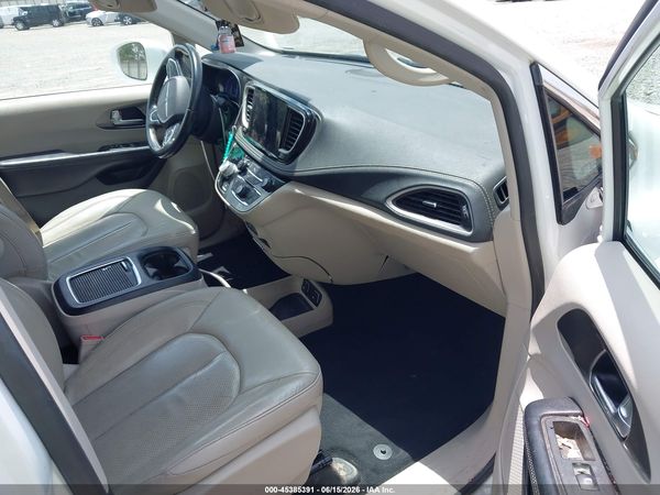 2021 CHRYSLER PACIFICA TOURING L