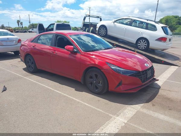 2022 HYUNDAI ELANTRA SEL