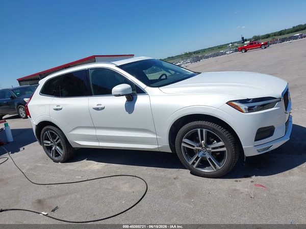 2021 VOLVO XC60 T5 MOMENTUM