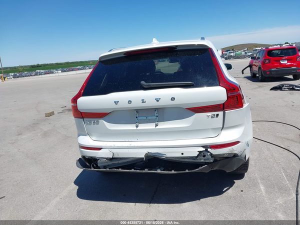 2021 VOLVO XC60 T5 MOMENTUM