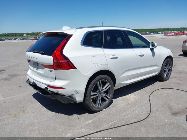 2021 VOLVO XC60 T5 MOMENTUM