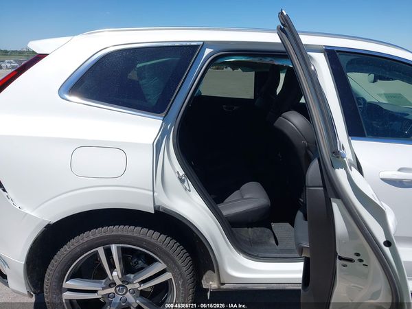 2021 VOLVO XC60 T5 MOMENTUM