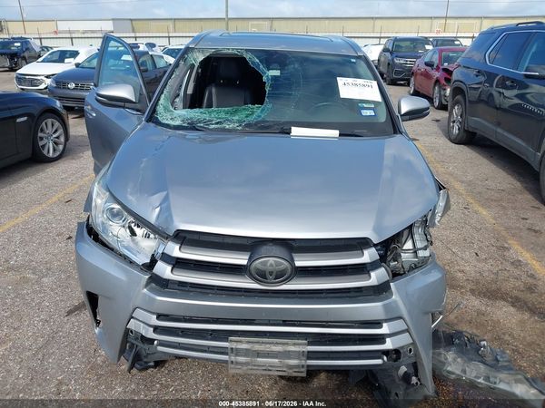 2017 TOYOTA HIGHLANDER XLE