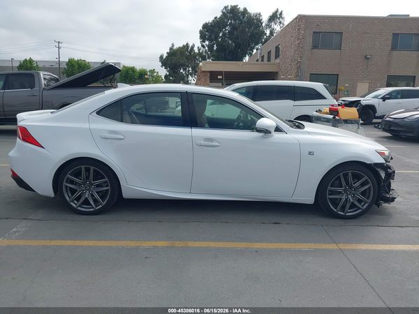 2016 LEXUS IS 200T