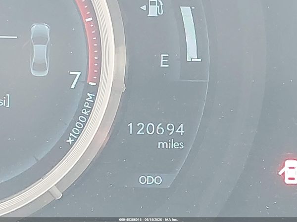 2016 LEXUS IS 200T