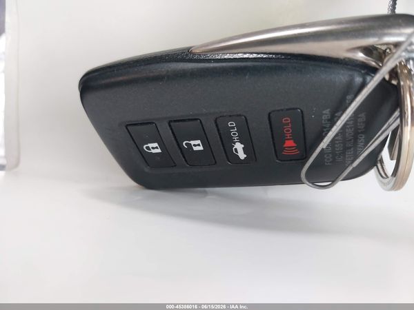 2016 LEXUS IS 200T