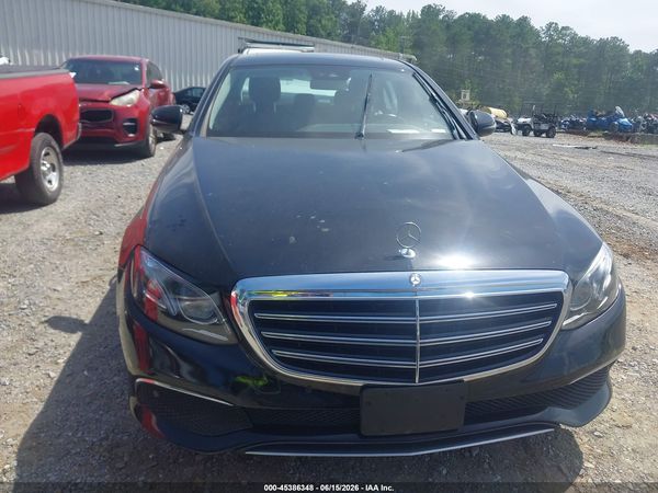 2017 MERCEDES-BENZ E 300 E300-4M