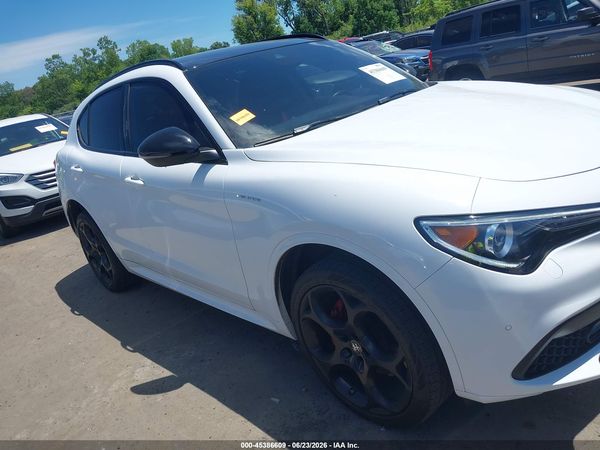 2023 ALFA ROMEO STELVIO VELOCE AWD