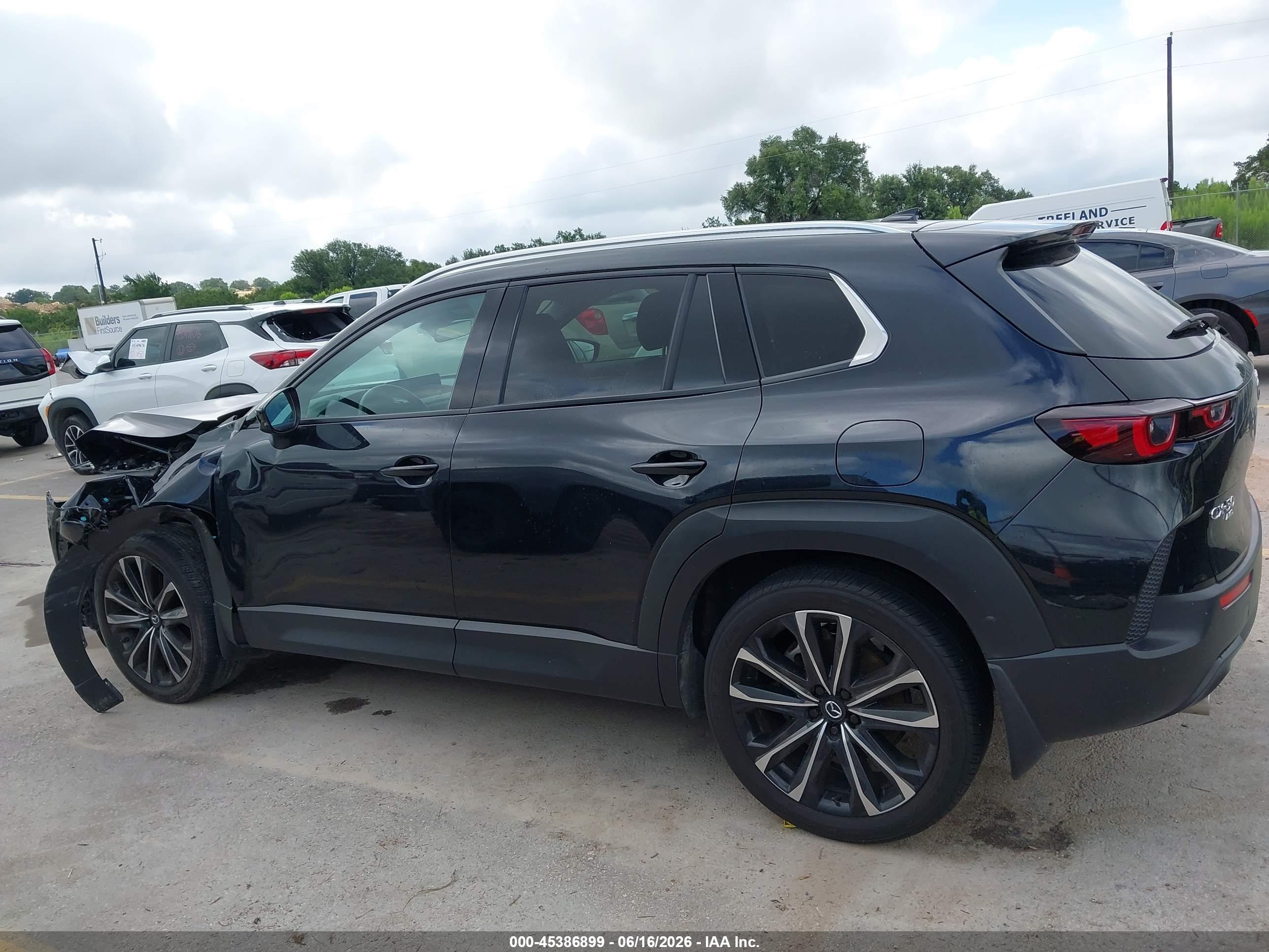 2025 MAZDA CX-50