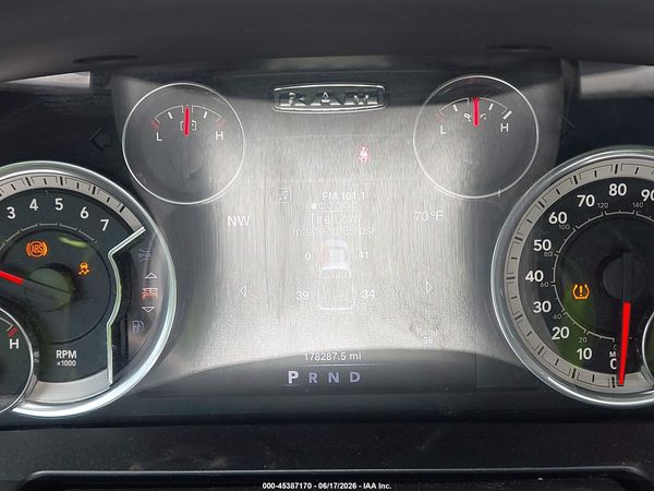 2016 RAM 1500 LARAMIE