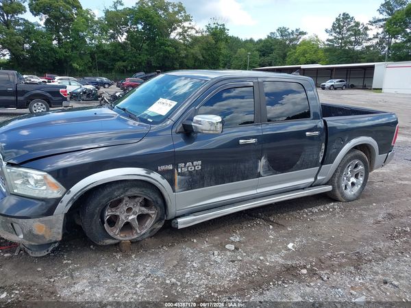 2016 RAM 1500 LARAMIE