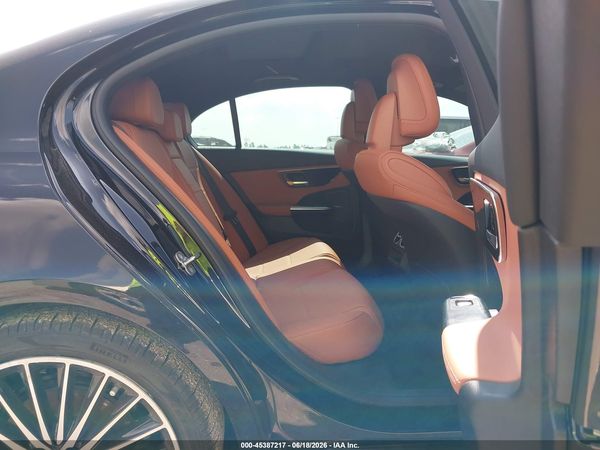 2026 MERCEDES-BENZ C 300 C300
