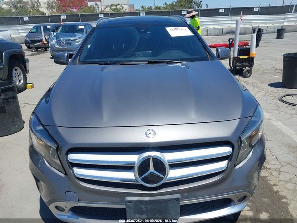 2017 MERCEDES-BENZ GLA 250 4MATIC
