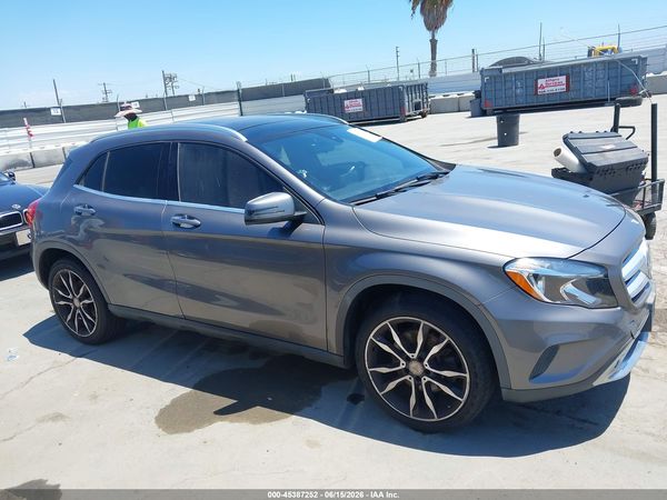 2017 MERCEDES-BENZ GLA 250 4MATIC