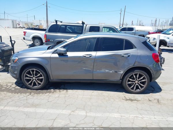 2017 MERCEDES-BENZ GLA 250 4MATIC