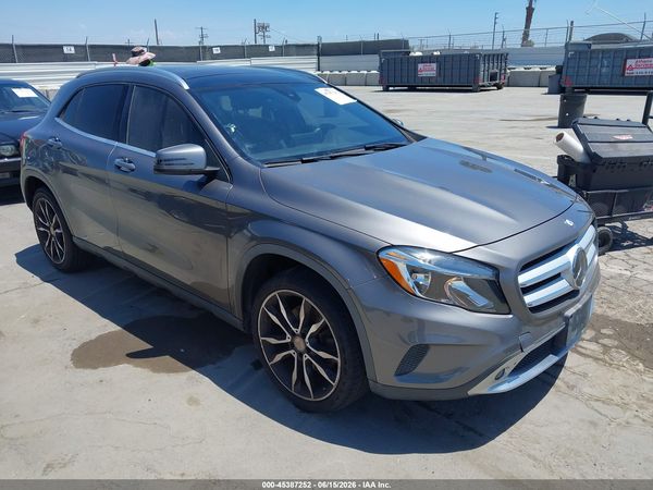 2017 MERCEDES-BENZ GLA 250 4MATIC
