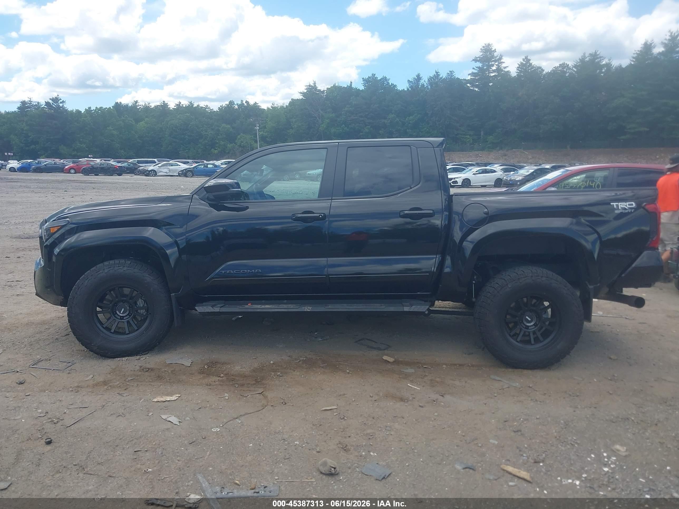 2024 TOYOTA TACOMA TRD SPORT