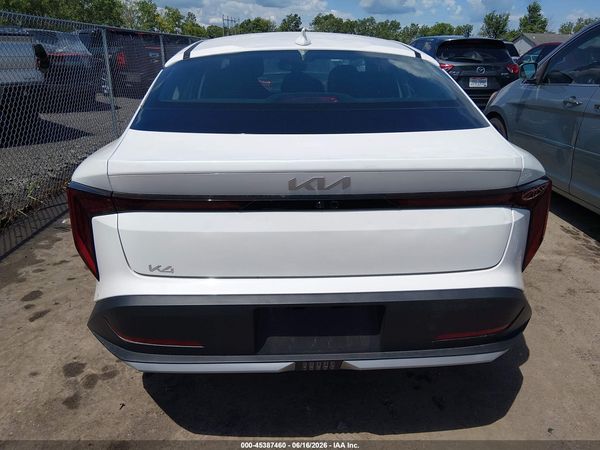 2025 KIA K4 LXS