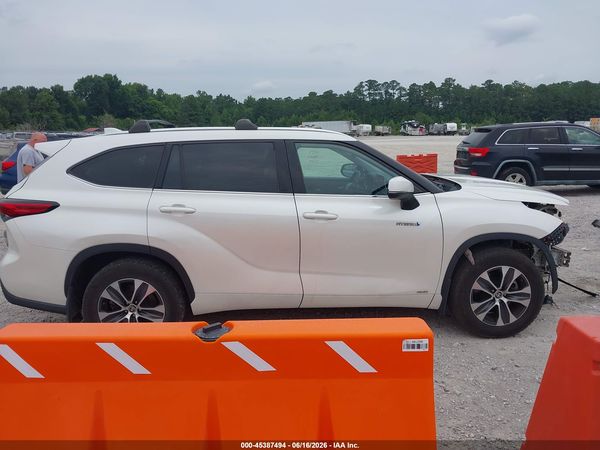 2020 TOYOTA HIGHLANDER HYBRID XLE