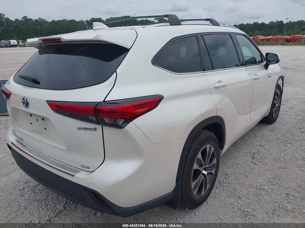 2020 TOYOTA HIGHLANDER HYBRID XLE