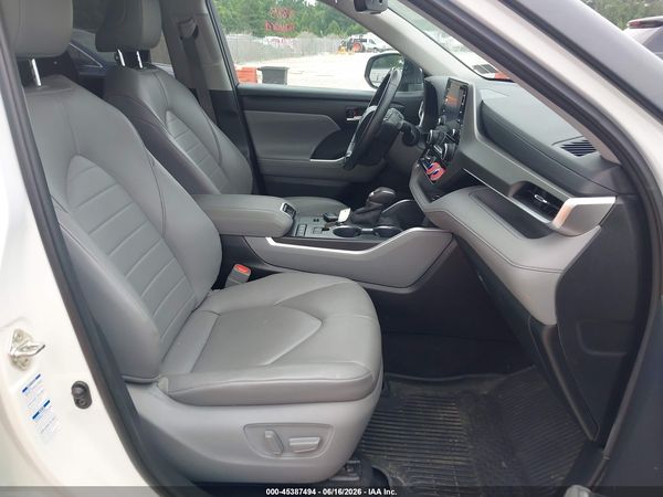 2020 TOYOTA HIGHLANDER HYBRID XLE