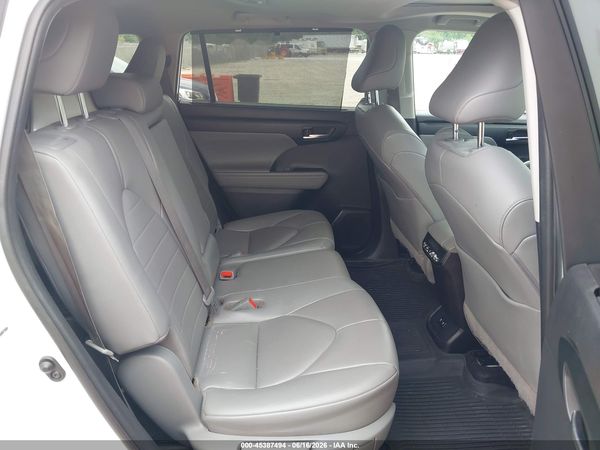 2020 TOYOTA HIGHLANDER HYBRID XLE