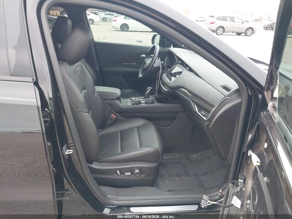 2019 CADILLAC XT4 SPORT