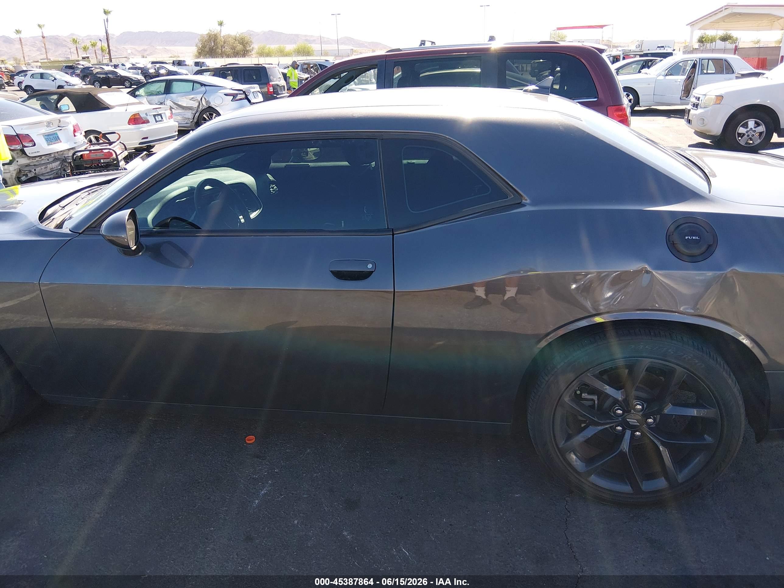 2022 DODGE CHALLENGER SXT