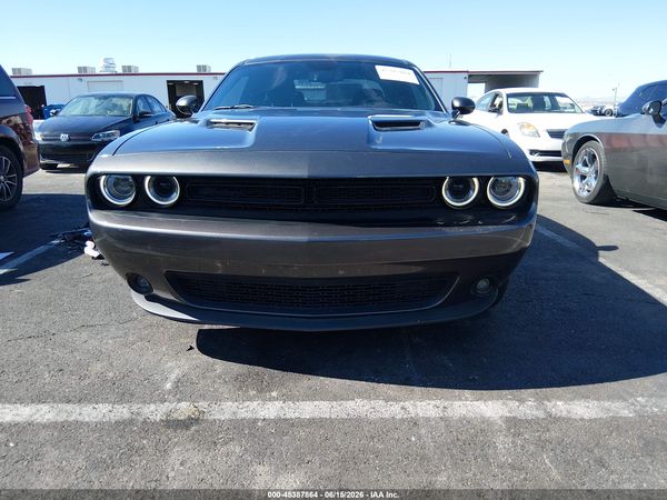 2022 DODGE CHALLENGER SXT